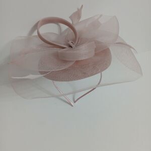 Women's Fascinator Pink Mesh Hat for Tea Party, Wedding, Kentucky Derby Elegant